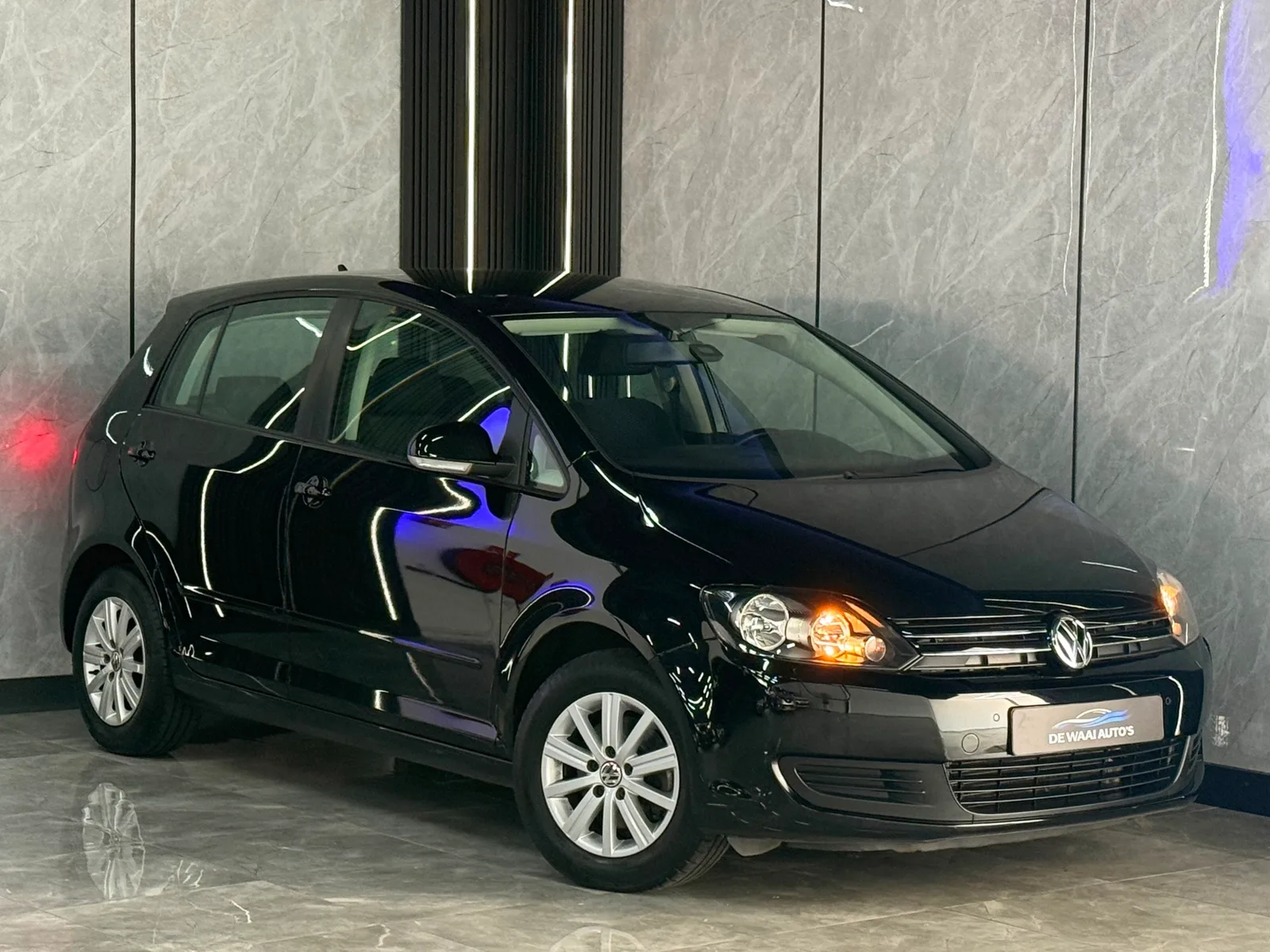 Volkswagen Golf Plus (2013) — foto 1