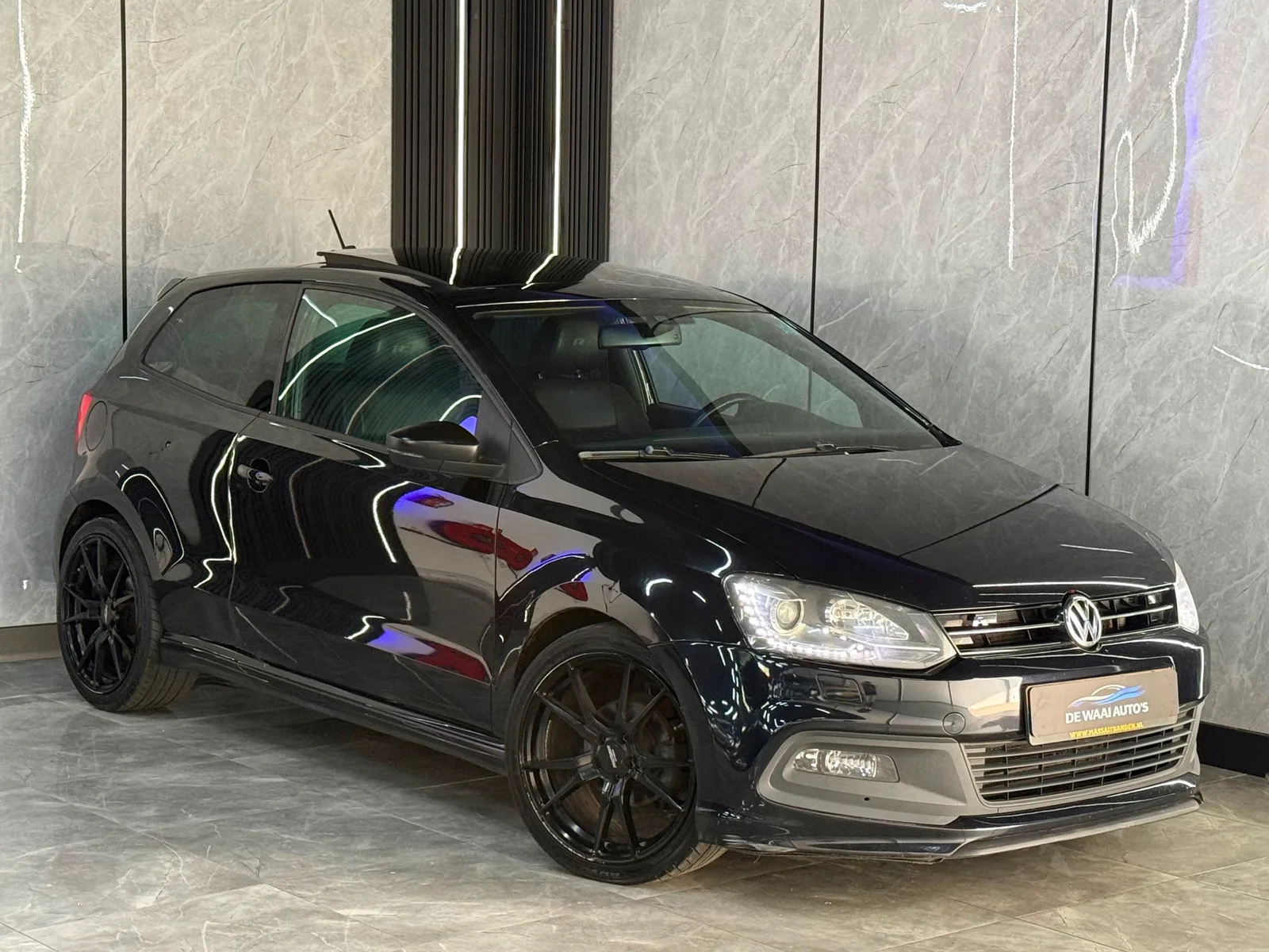 Volkswagen Polo (2013) — foto 1