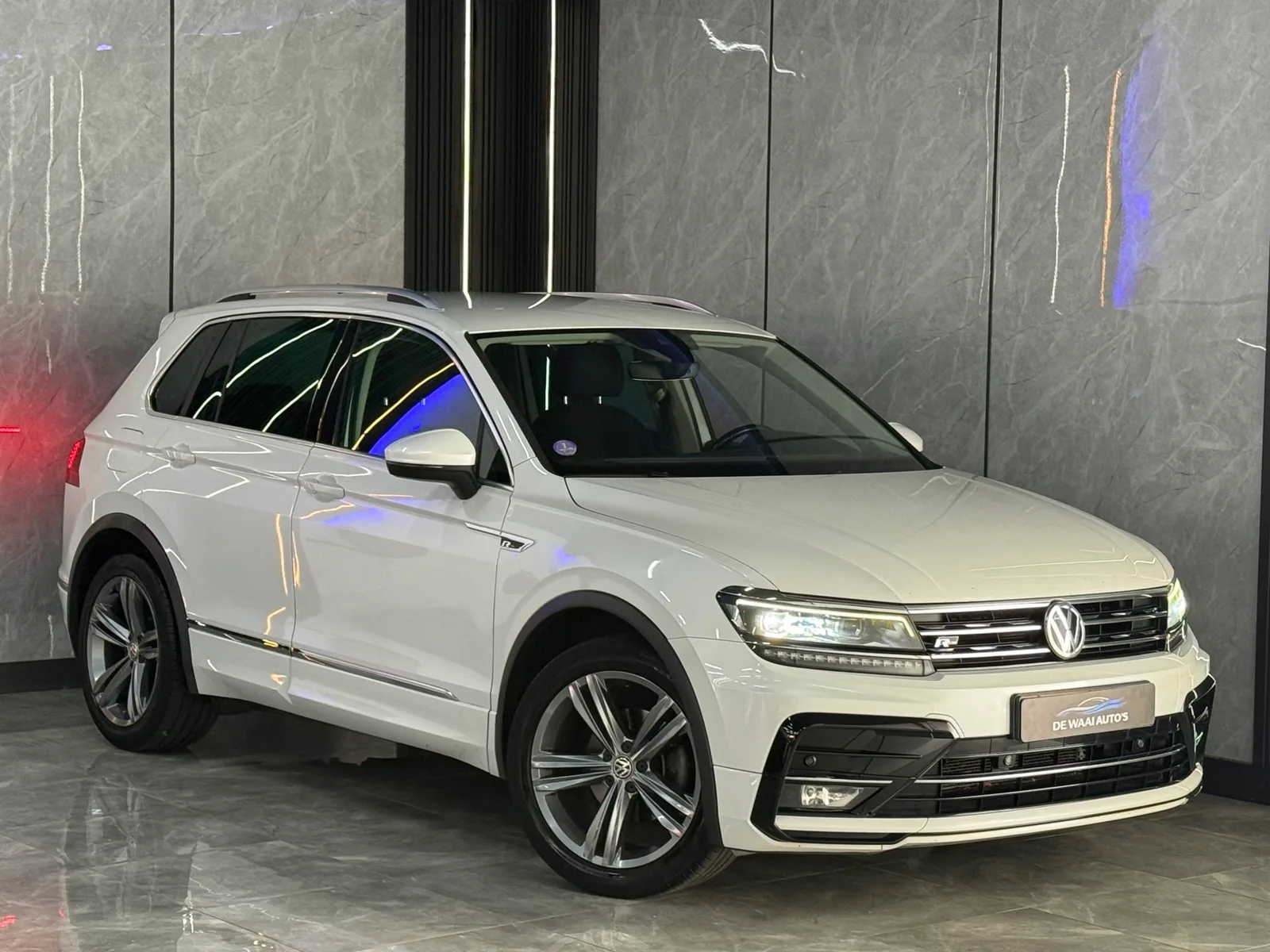 Volkswagen Tiguan (2018) — foto 1