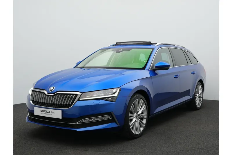 Škoda Superb (2023)