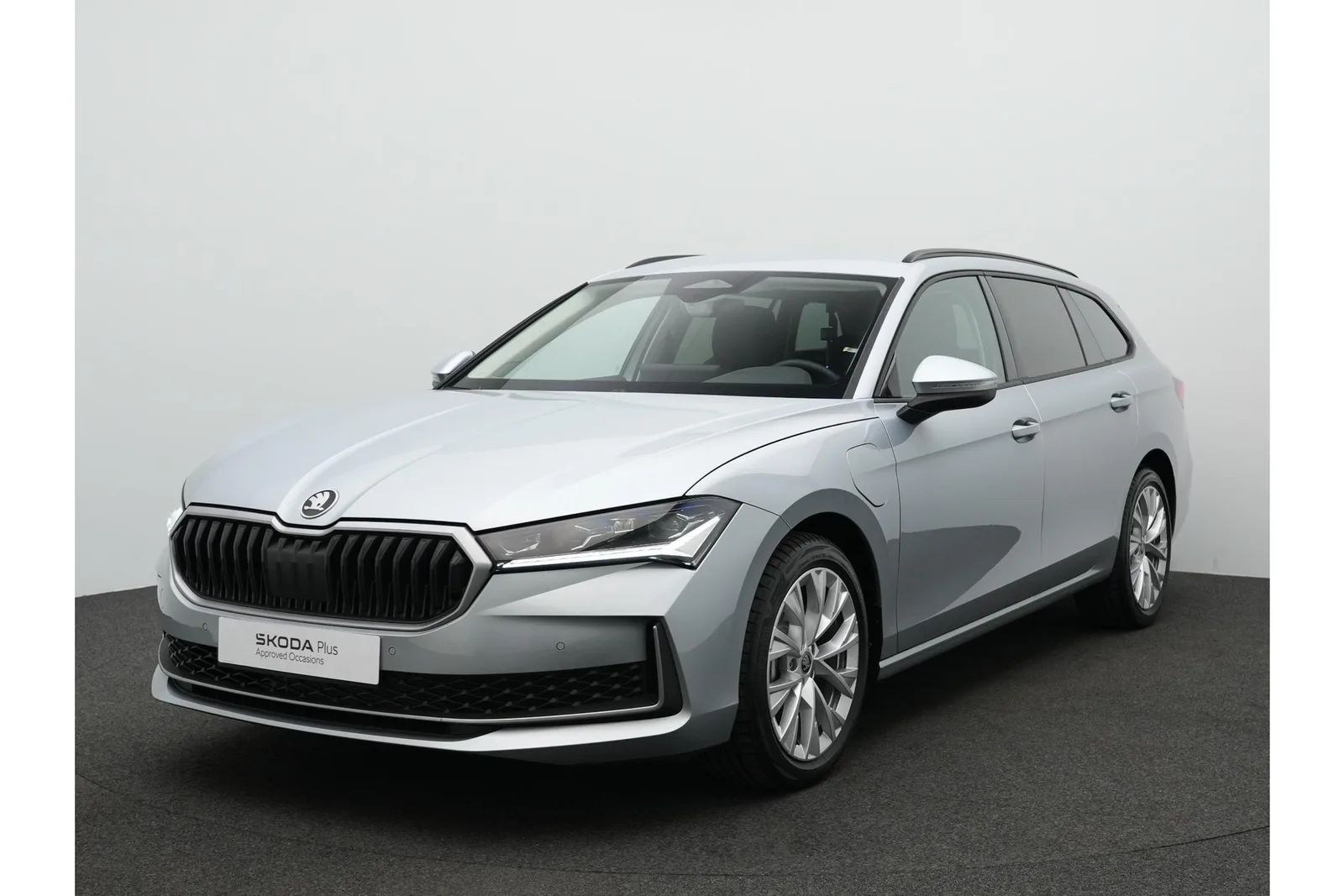 Škoda Superb (2025) — foto 1