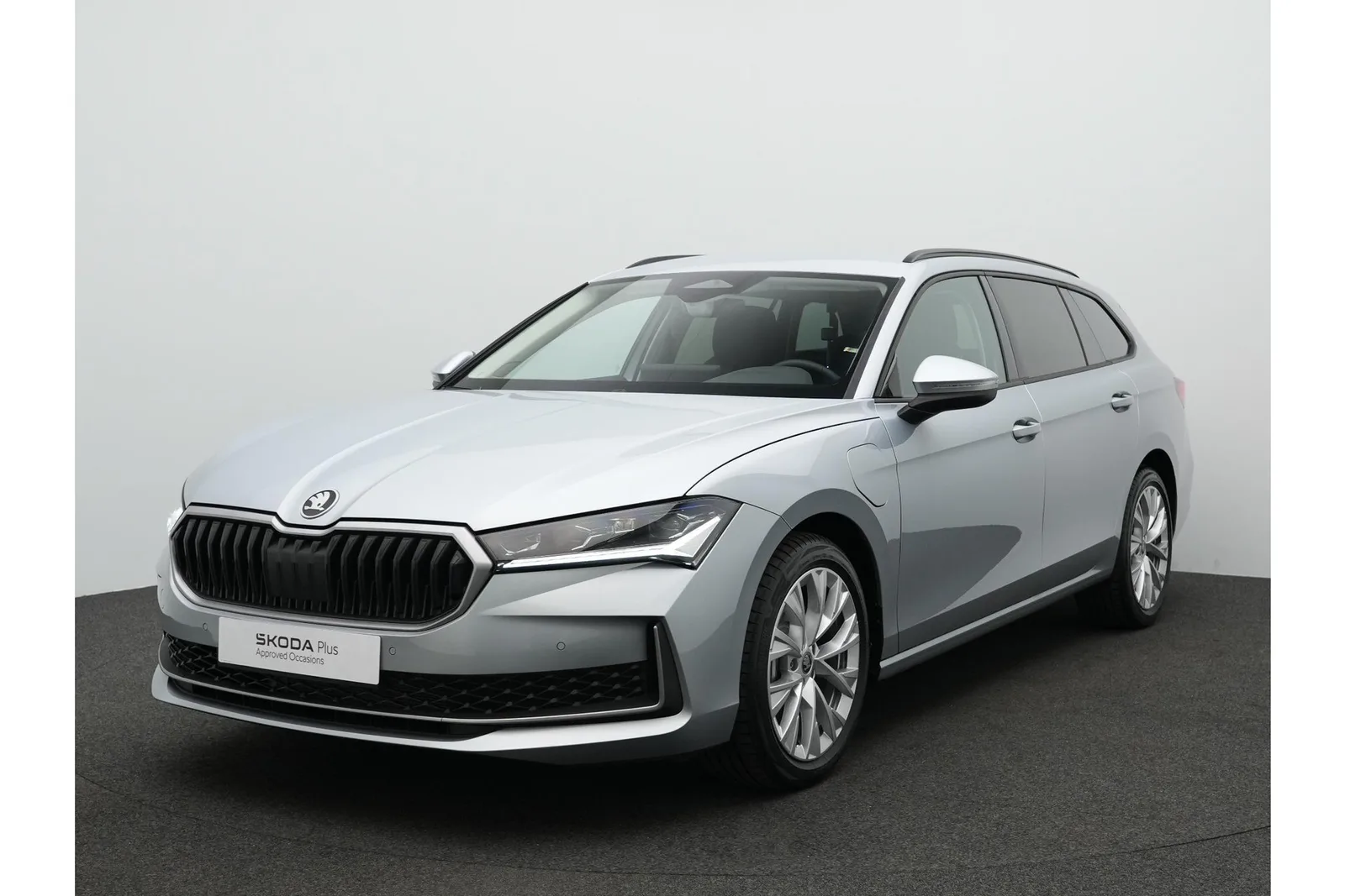 Škoda Superb (2025) — foto 1