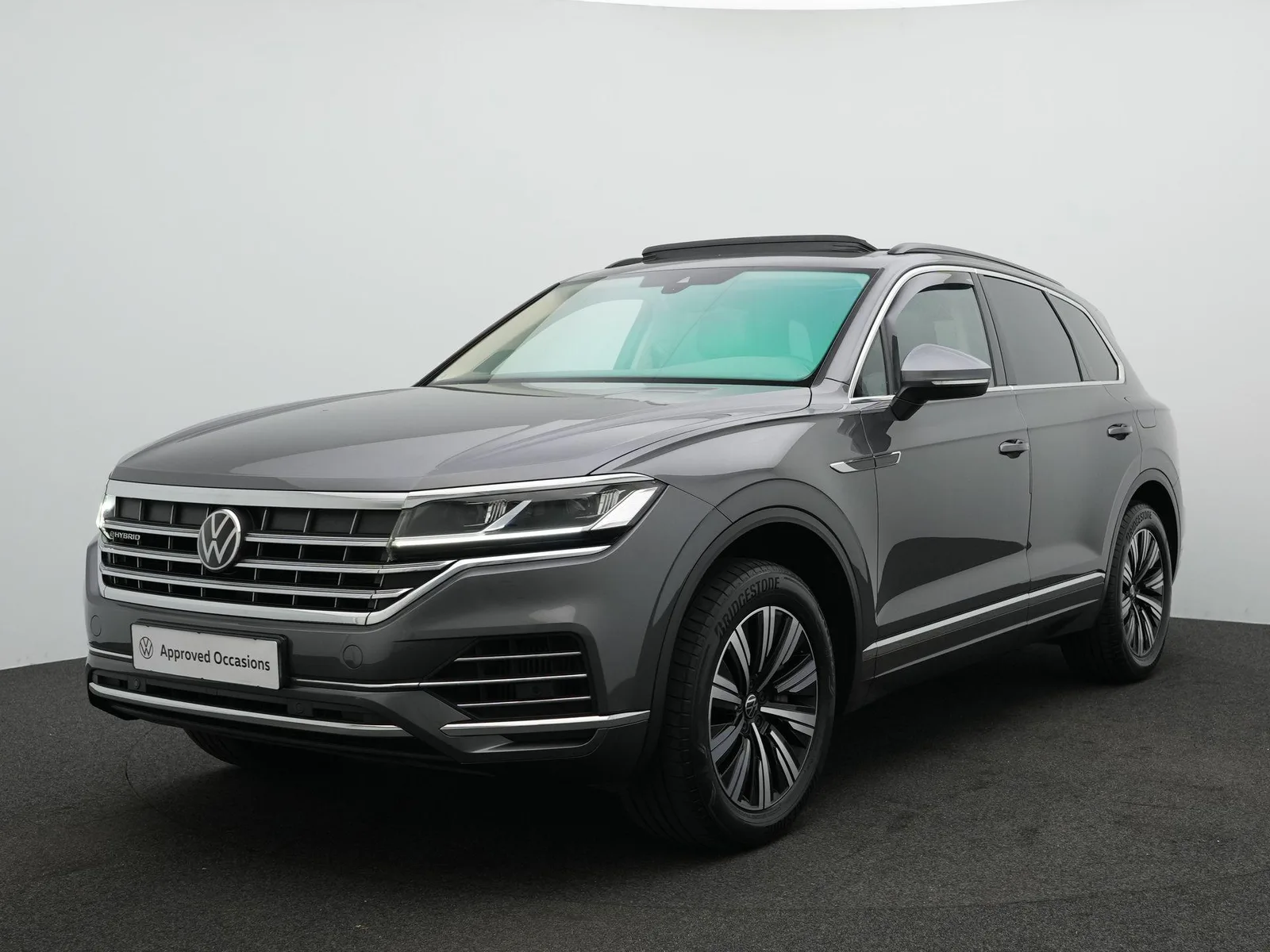 Volkswagen Touareg (2021) — foto 1