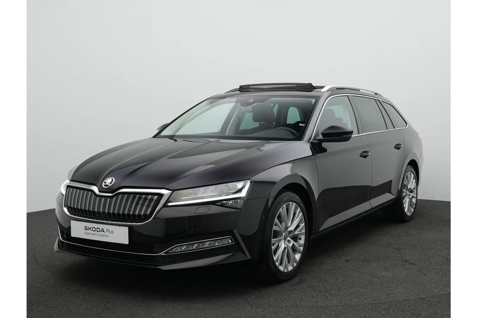 Škoda Superb (2022) — foto 1