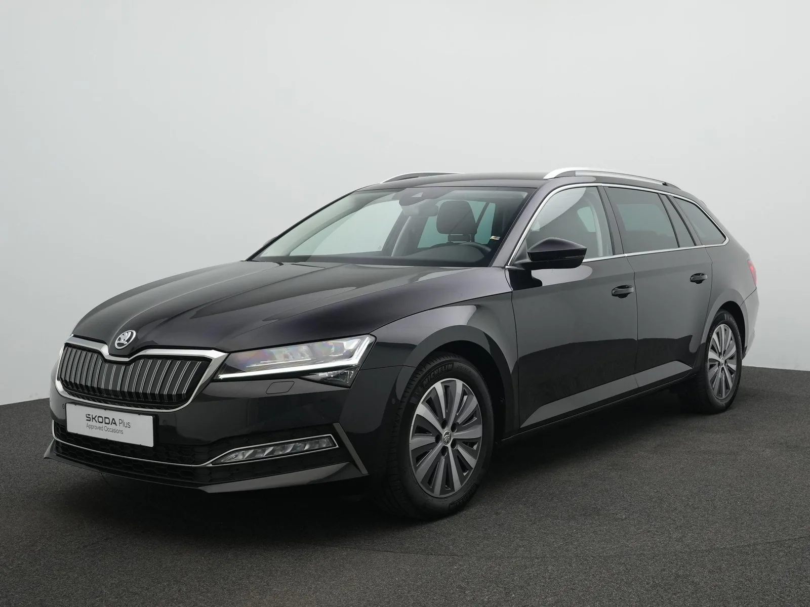 Škoda Superb (2023) — foto 1