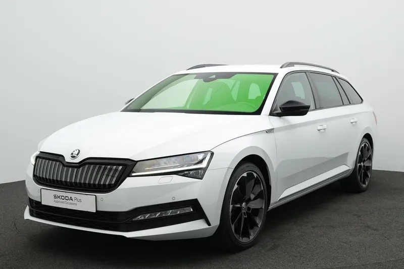 Škoda Superb (2023)