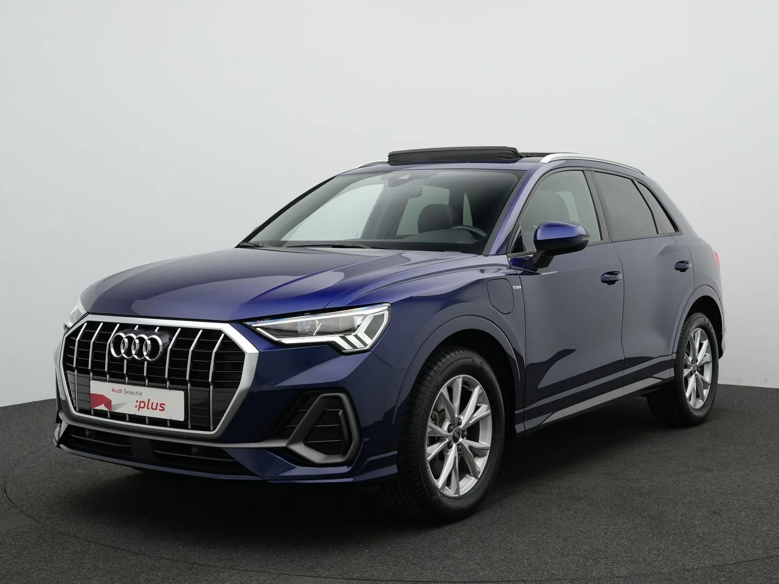 Audi Q3 (2024) — foto 1
