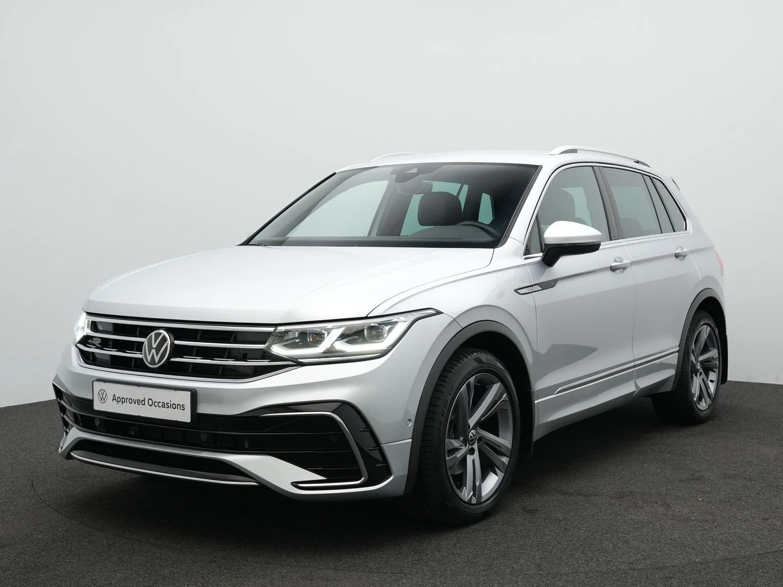 Volkswagen Tiguan (2023) — foto 1