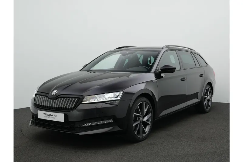 Škoda Superb (2023)