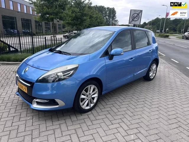 Renault Scénic (2012) — foto 1