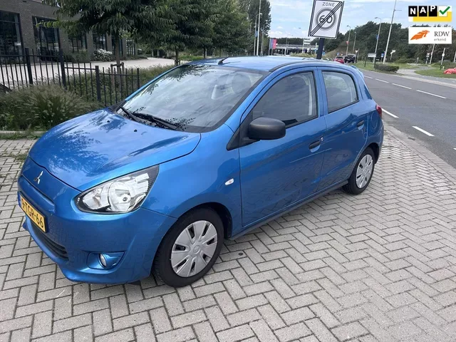 Mitsubishi Space Star (2014) — foto 1