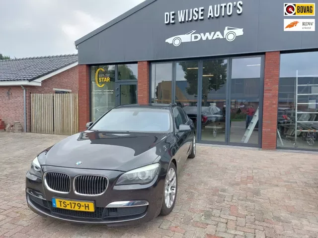 BMW 7-Serie (2009) — foto 1