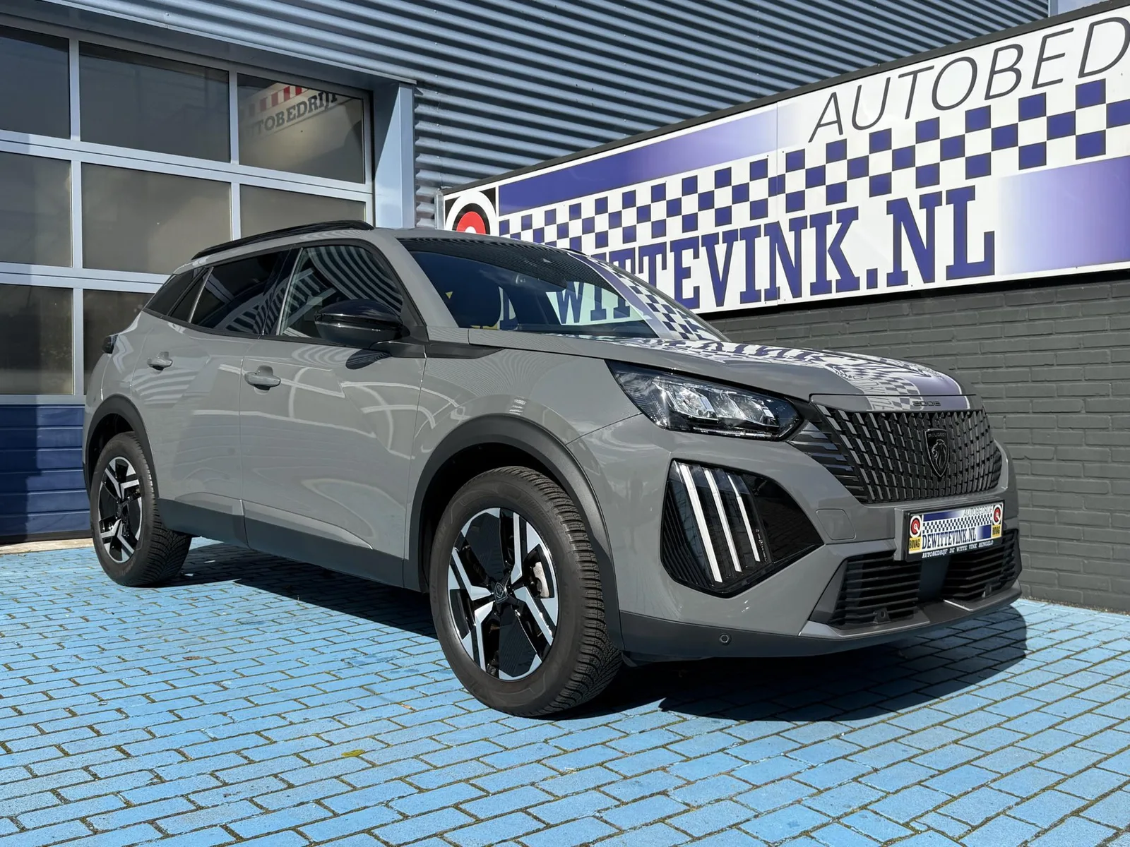 Peugeot 2008 (2024) — foto 1