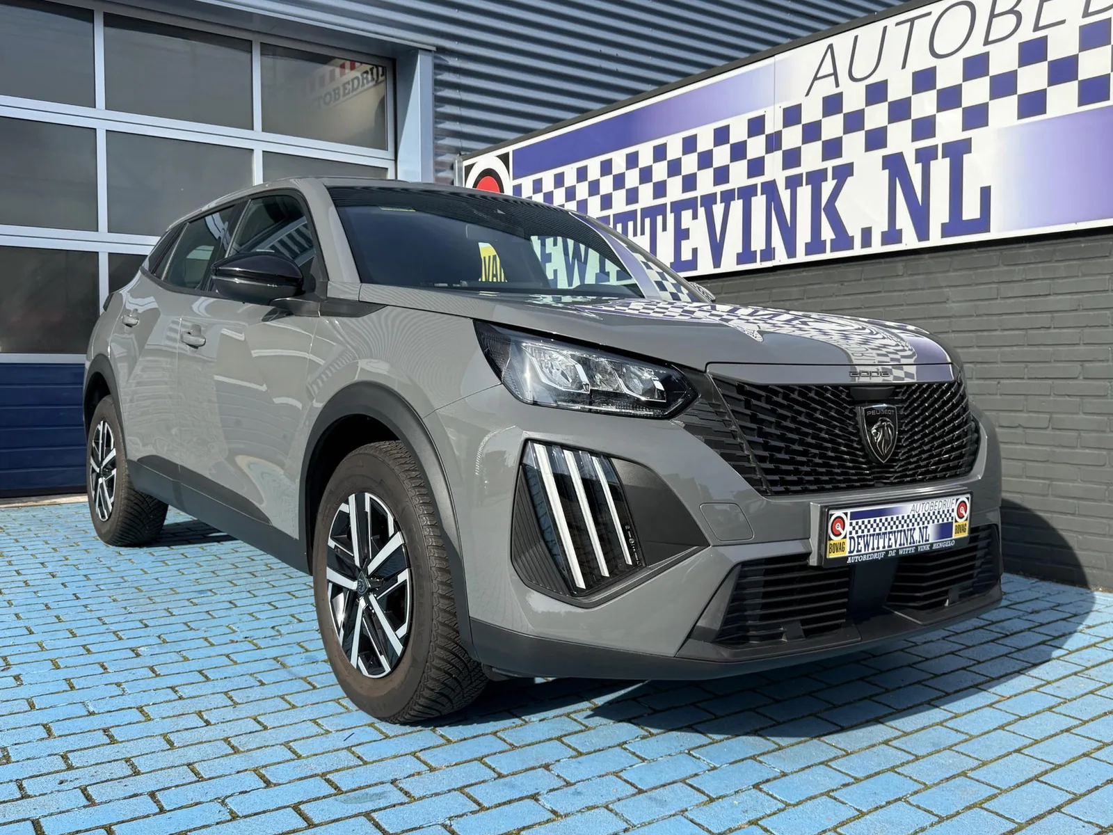 Peugeot 2008 (2024) — foto 1