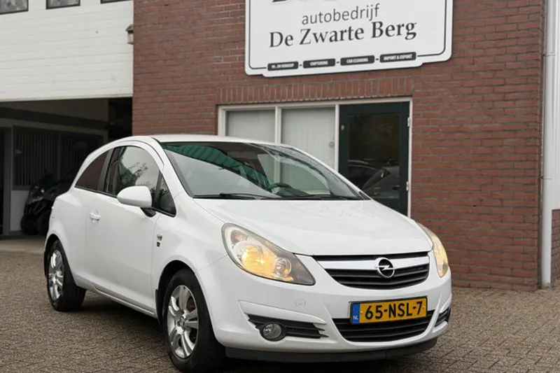 Opel Corsa (2010)