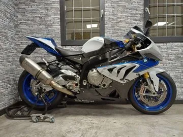 BMW HP 4 (2014) — foto 1