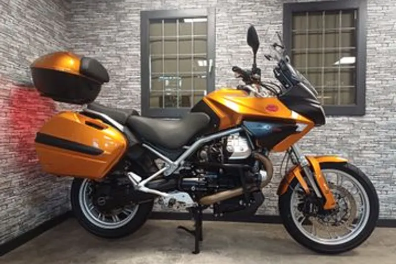 Moto Guzzi Stelvio 1200 (2011)