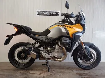Moto Guzzi Stelvio (2024) — foto 1