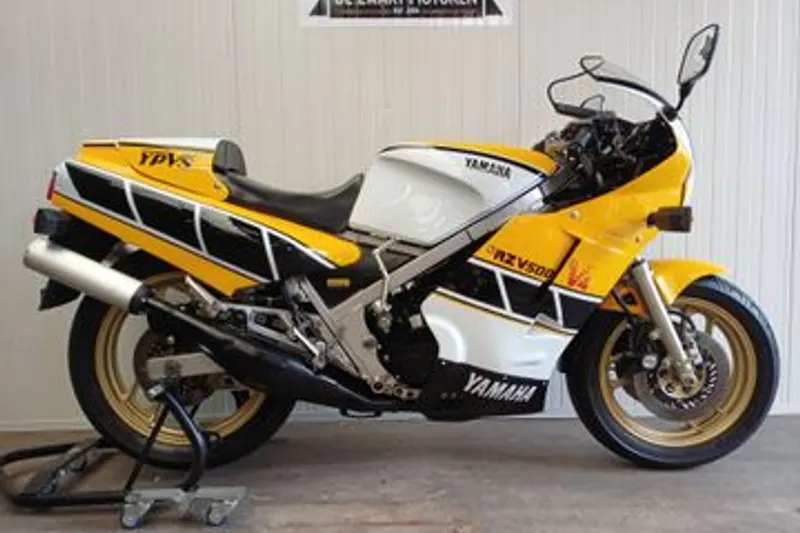 Yamaha RD 500 (1985)