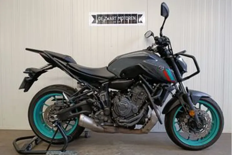 Yamaha MT-07 (2022)