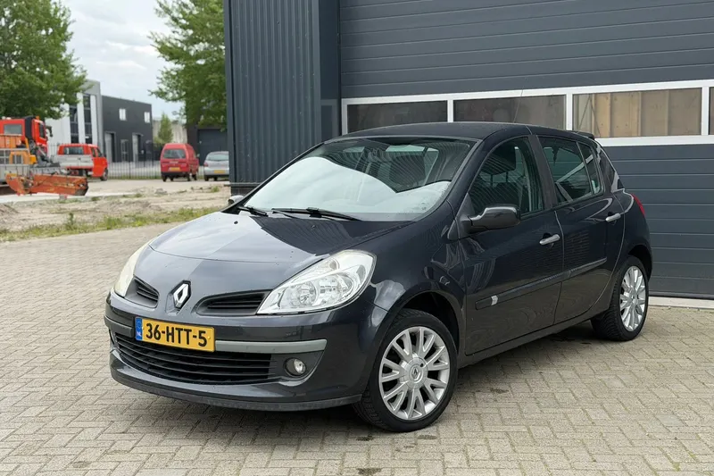 Renault Clio (2009)