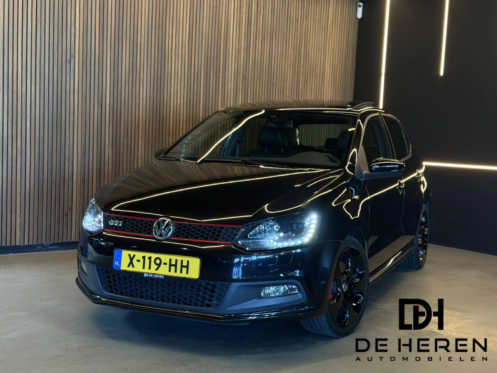 Volkswagen Polo (2011) — foto 1