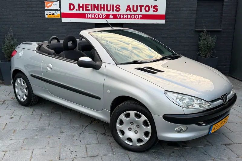 Peugeot 206 (2002)