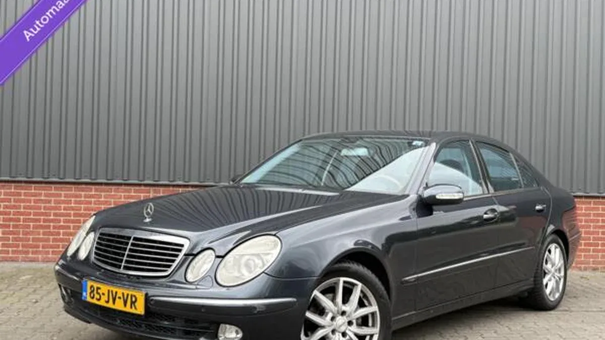 Mercedes-Benz E-Klasse (2002) — foto 1