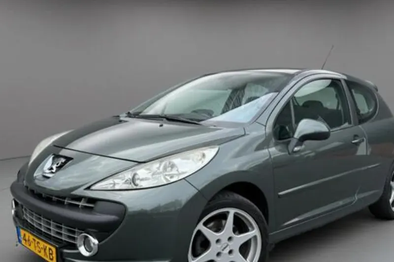 Peugeot 207 (2007)
