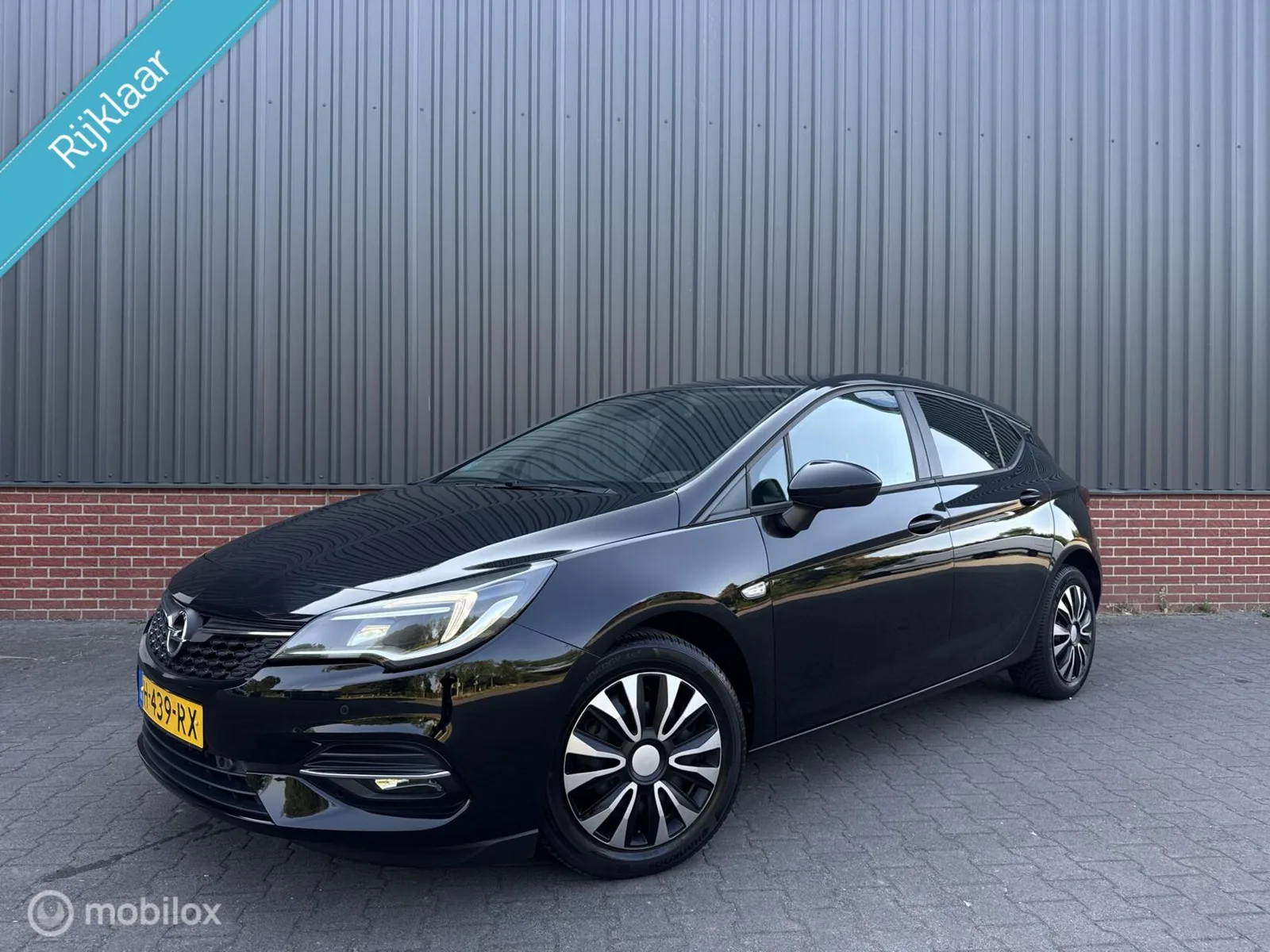 Opel Astra (2020) — foto 1
