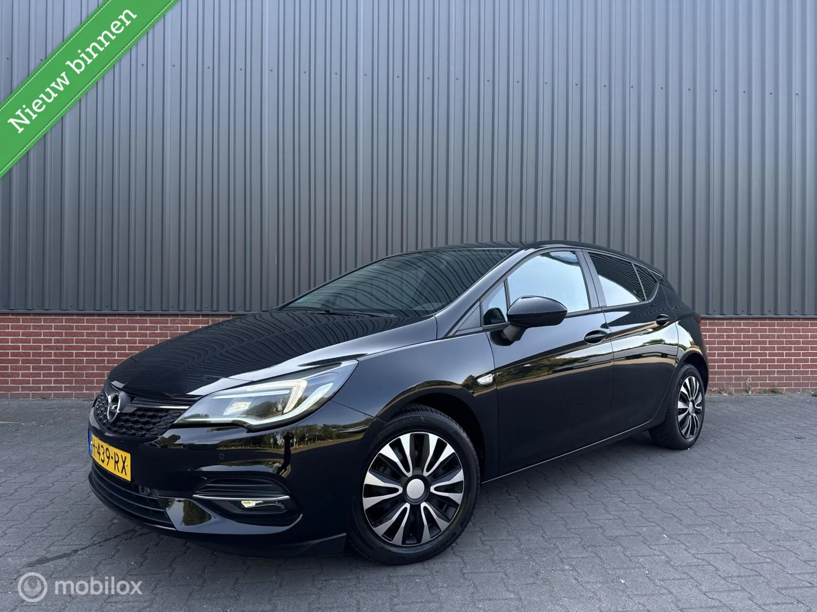 Opel Astra (2020) — foto 1