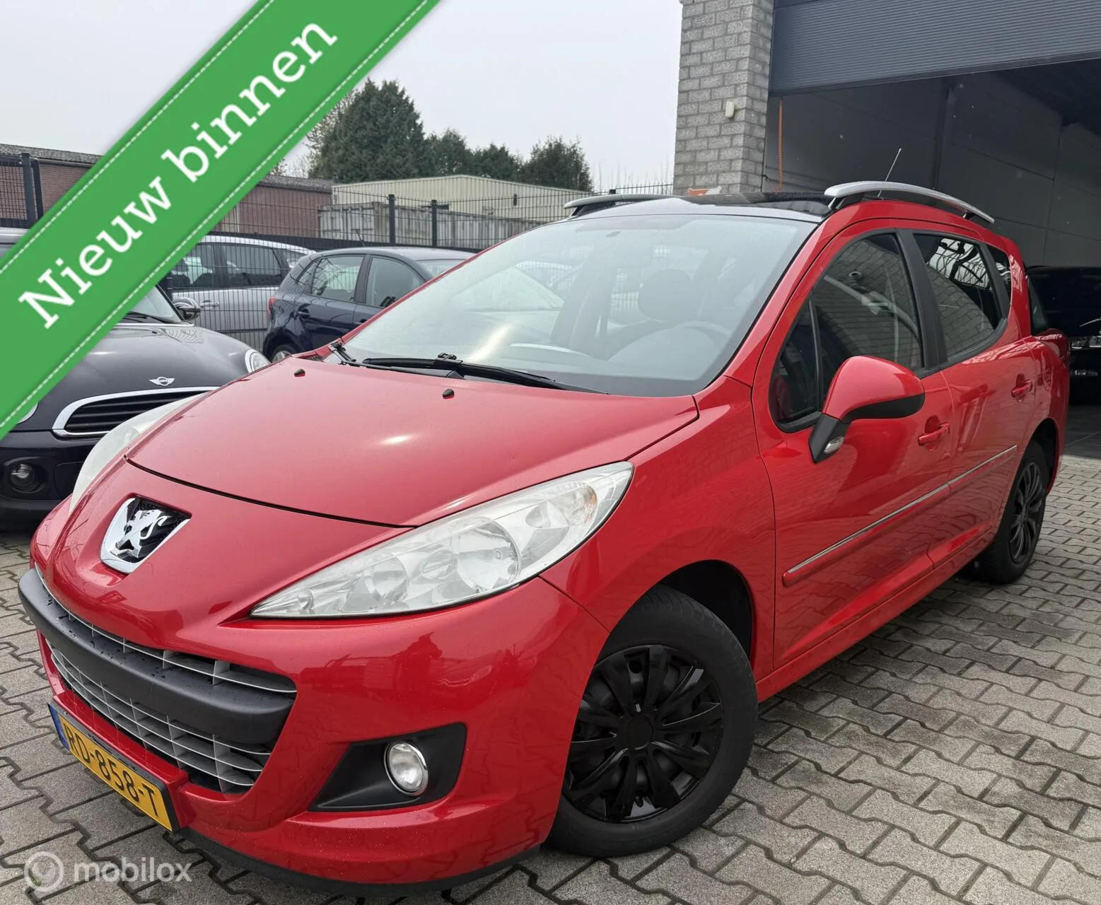 Peugeot 207 (2011) — foto 1