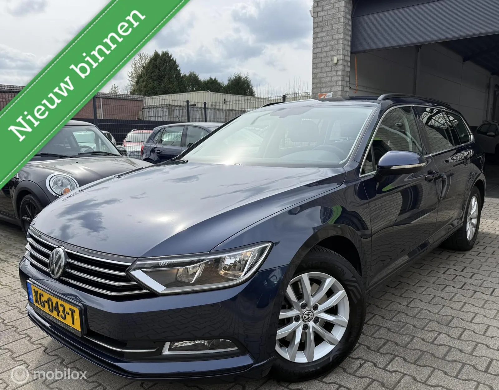 Volkswagen Passat (2015) — foto 1