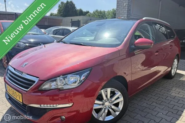 Peugeot 308 (2016) — foto 1
