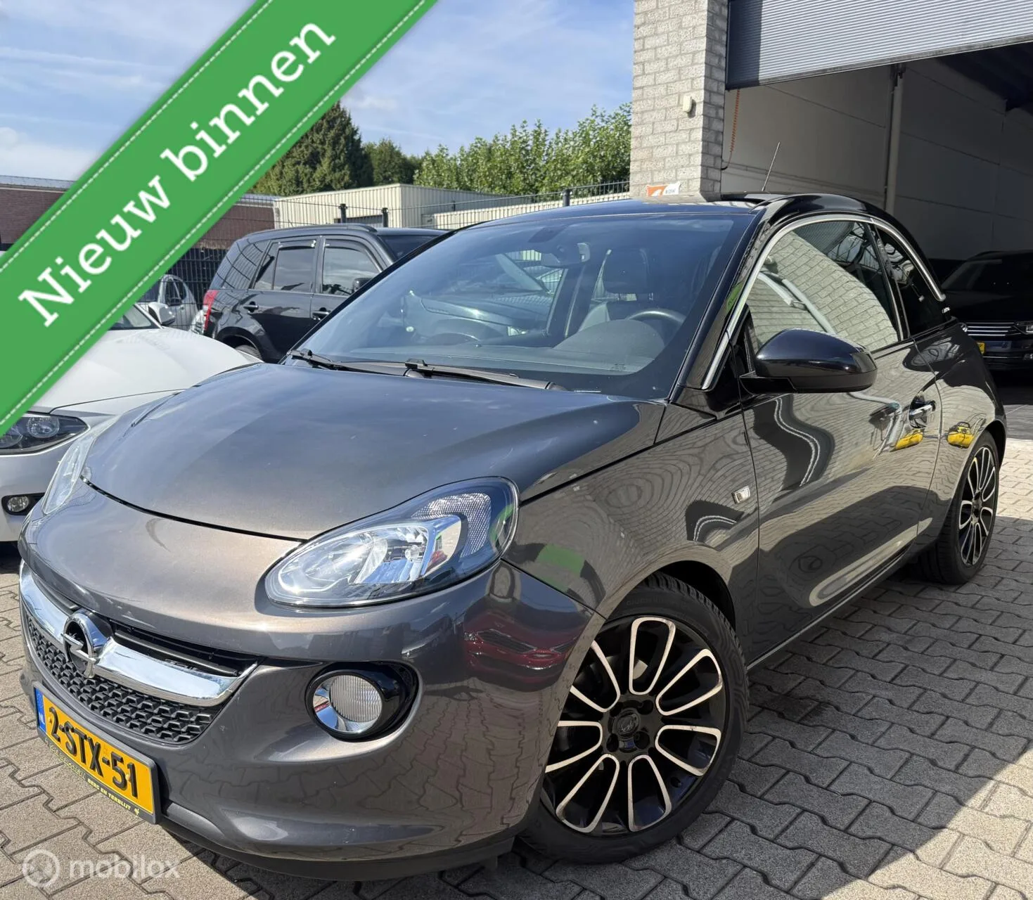 Opel Adam (2013) — foto 1