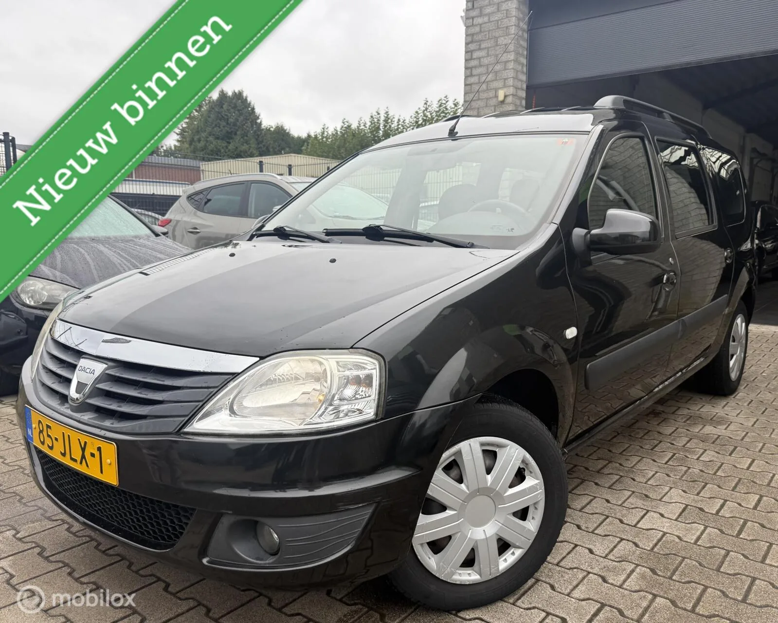 Dacia Logan MCV (2009) — foto 1
