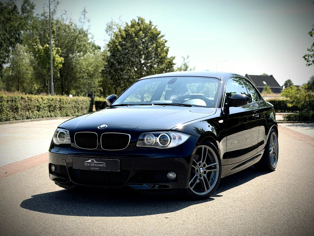 BMW 1-Serie (2010) — foto 1