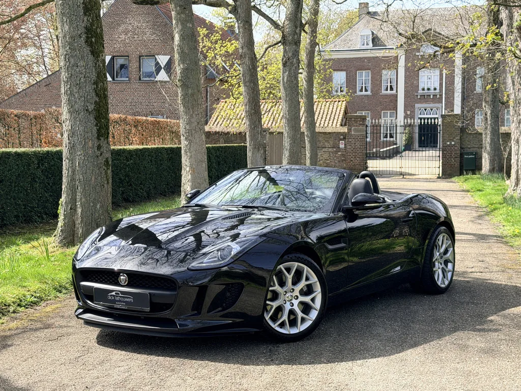 Jaguar F-Type (2014) — foto 1