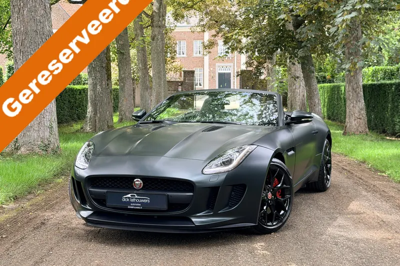 Jaguar F-Type (2016)