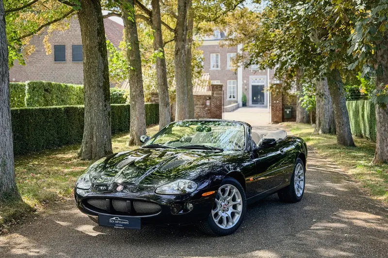 Jaguar XKR (1998)