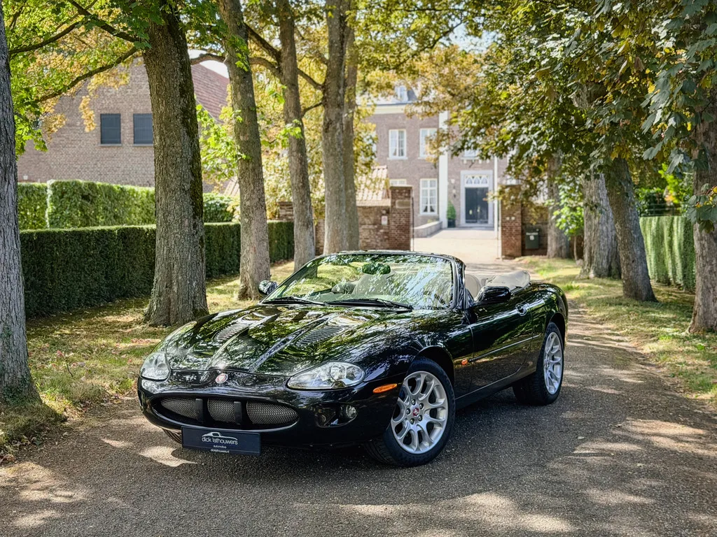 Jaguar XKR (1998) — foto 1