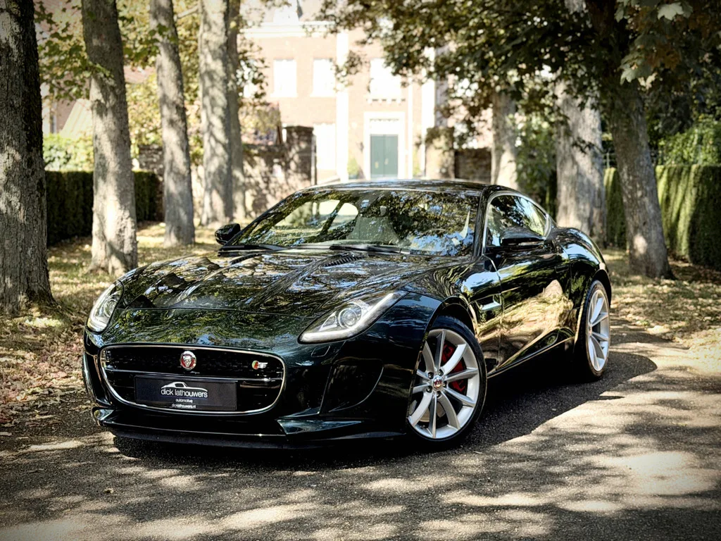 Jaguar F-Type (2014) — foto 1