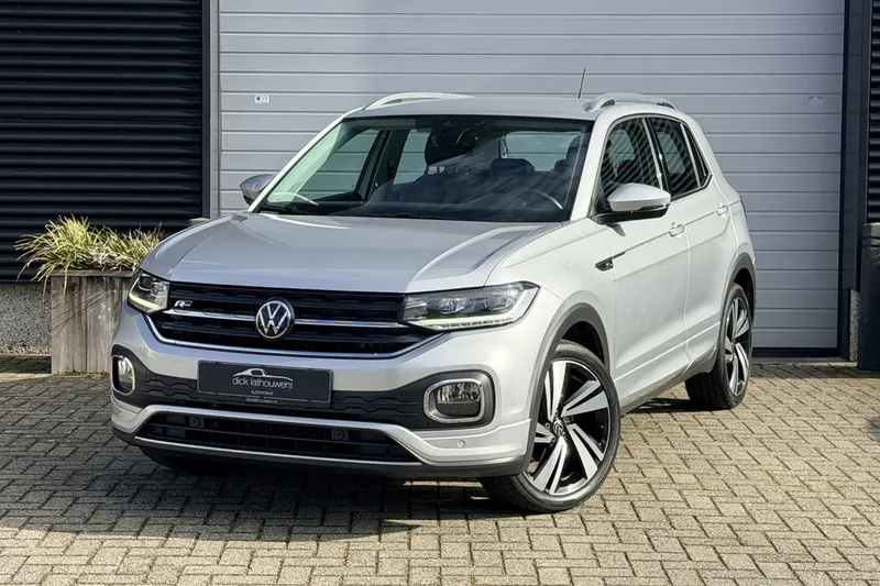 Volkswagen T-Cross (2023)