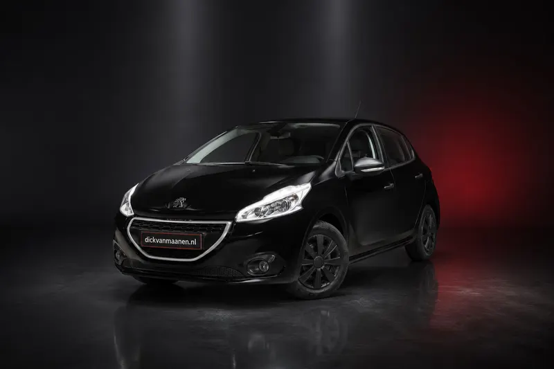 Peugeot 208 (2013)