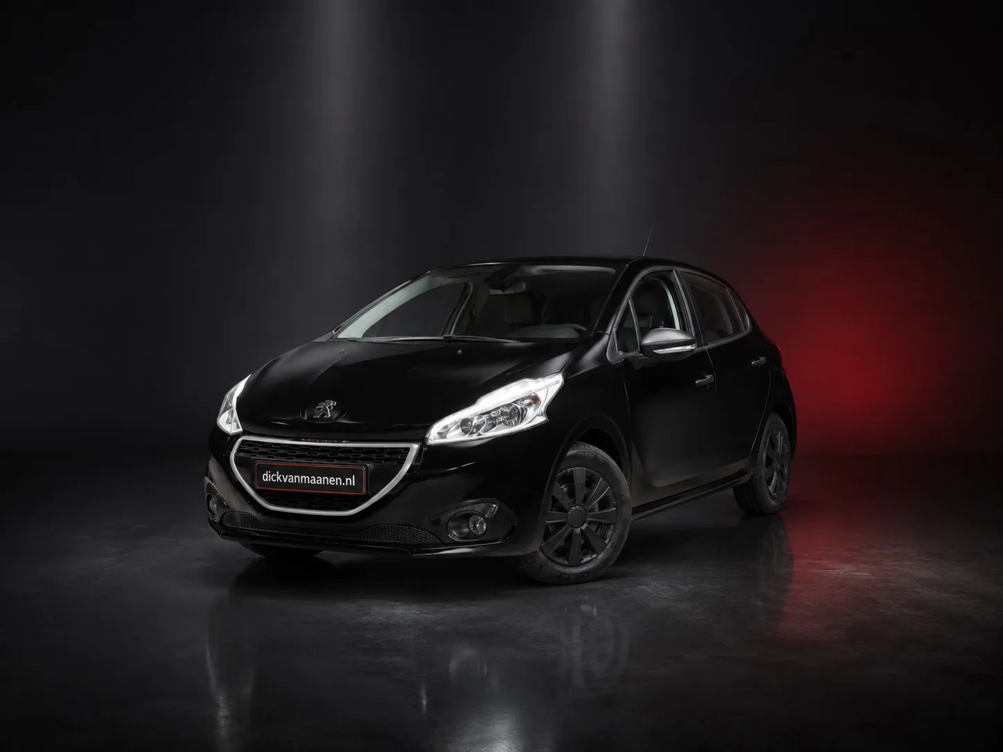 Peugeot 208 (2013) — foto 1