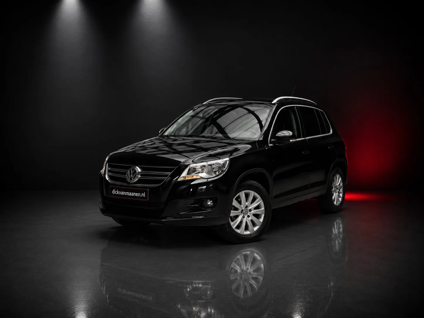 Volkswagen Tiguan (2010) — foto 1
