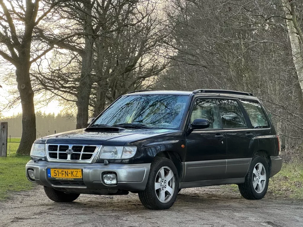 Subaru Forester (2000) — foto 1