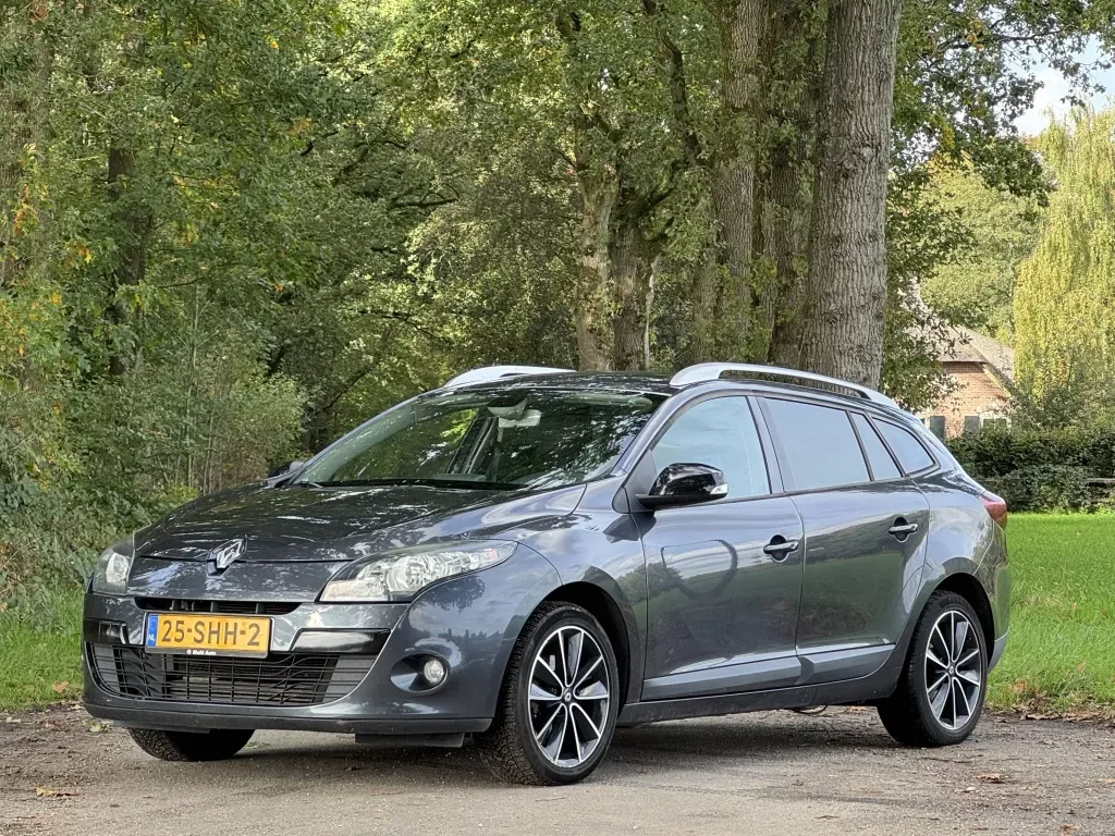 Renault Mégane (2011) — foto 1