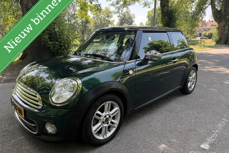 MINI Cooper (2012)