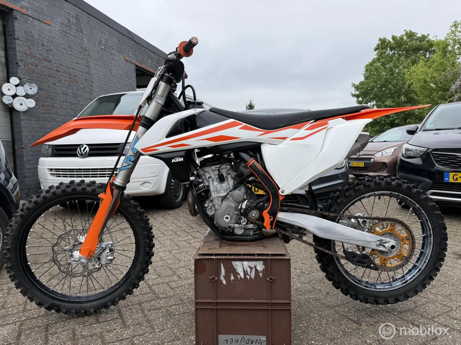 KTM 250 SX-F (2016) — foto 1
